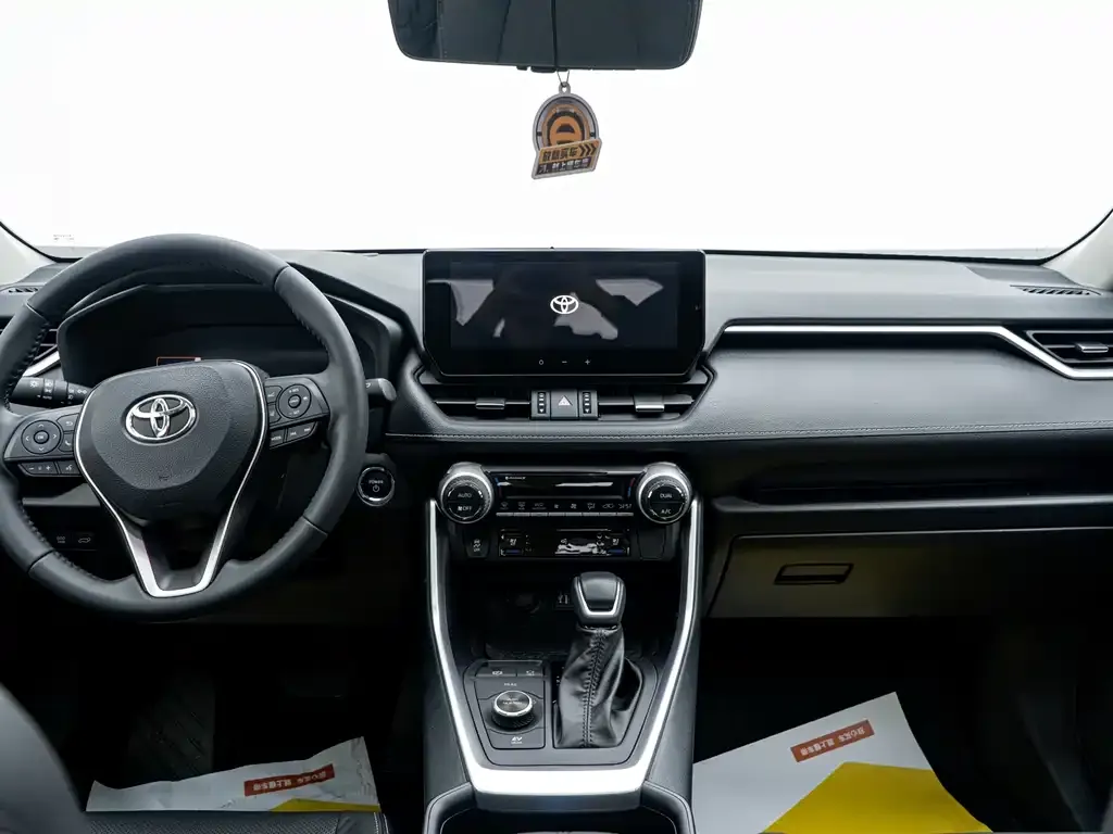 Toyota Wildlander 2023 из CN, фото 8