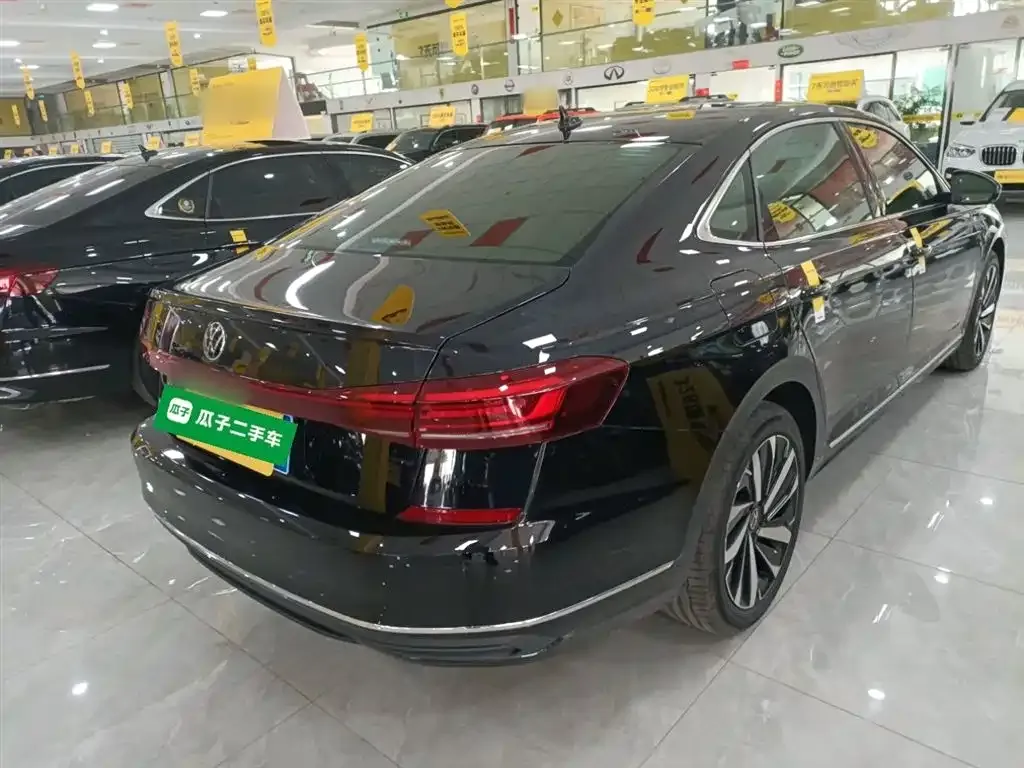 Volkswagen Passat — фото 9