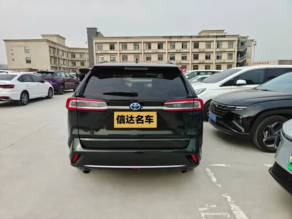 Toyota Wildlander New Energy 2022 из CN, фото 4