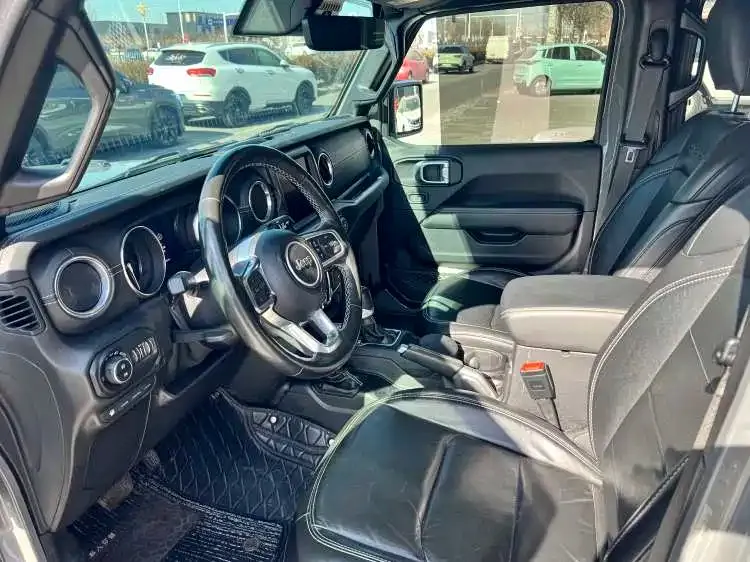 Jeep Wrangler PHEV 2021 из CN, фото 4
