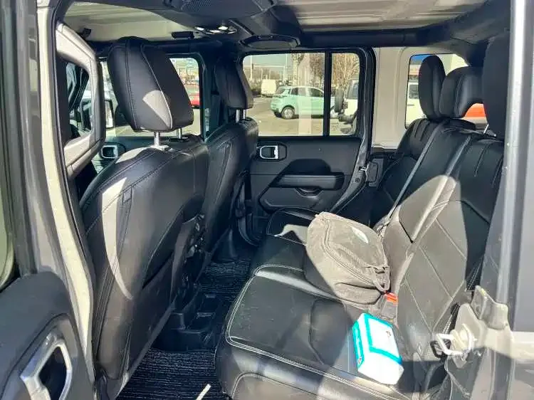 Jeep Wrangler PHEV 2021 из CN, фото 7