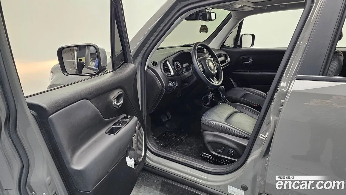 Jeep Renegade 2022 из KR, фото 9