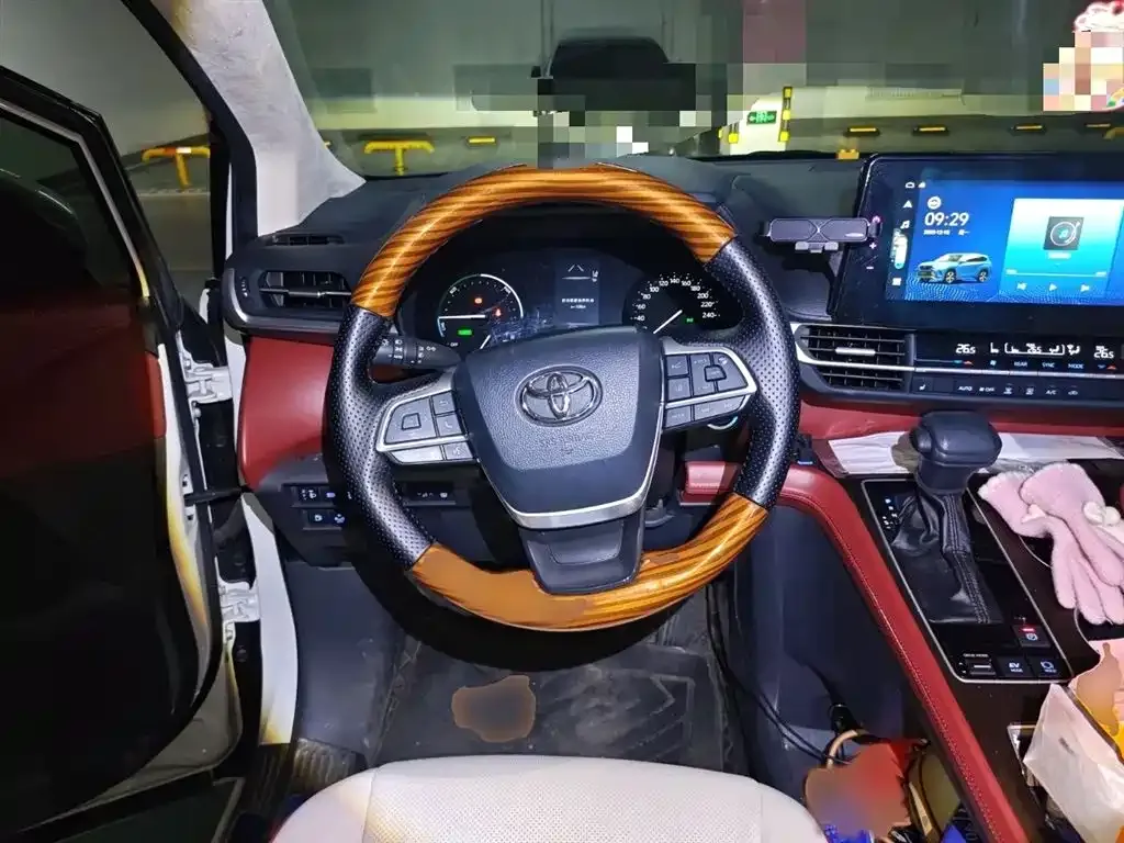 Toyota Sienna 2022 из CN, фото 10