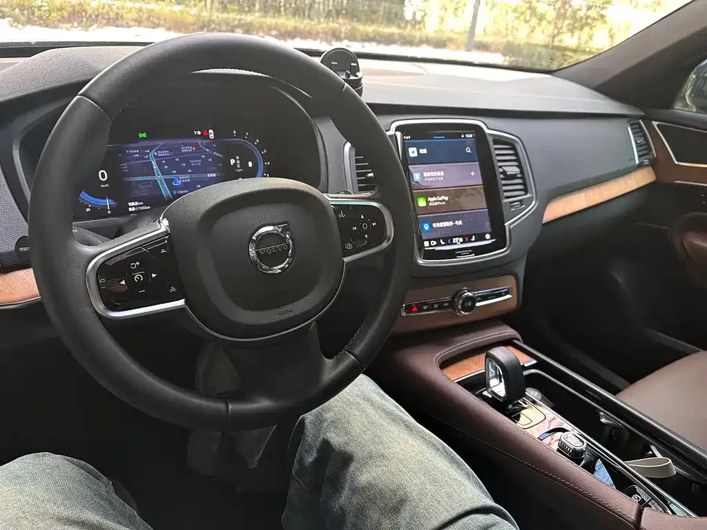 Volvo XC90 2024 из CN, фото 7