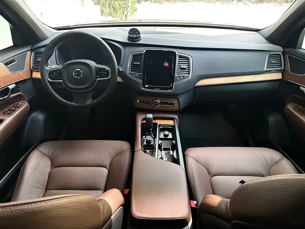 Volvo XC90 2024 из CN, фото 4