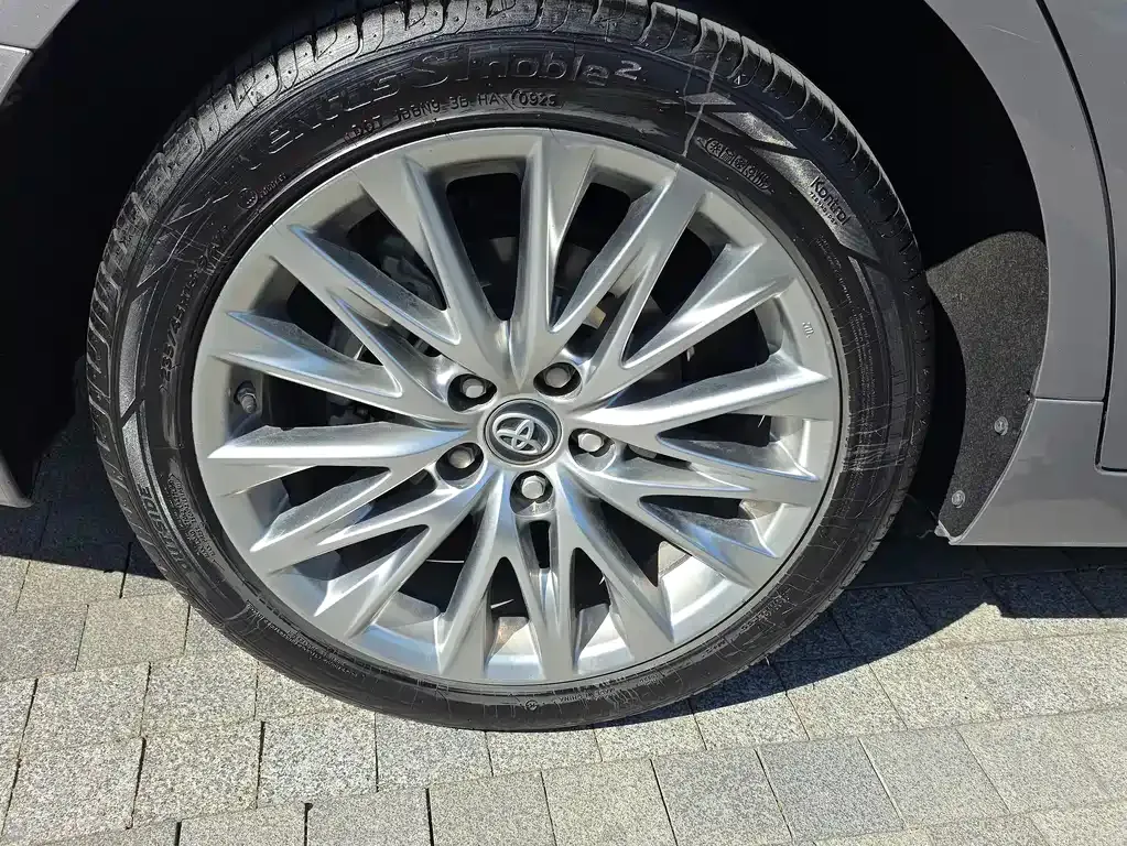 Toyota Avalon 2022 из CN, фото 9