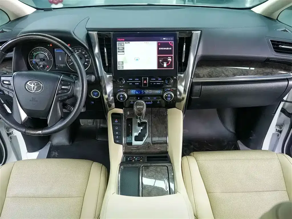 Toyota Alphard 2023 из CN, фото 10