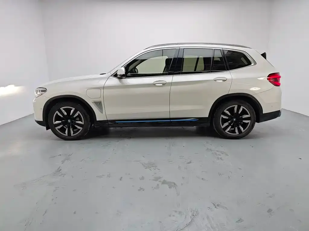 BMW iX3 2021 из CN, фото 10