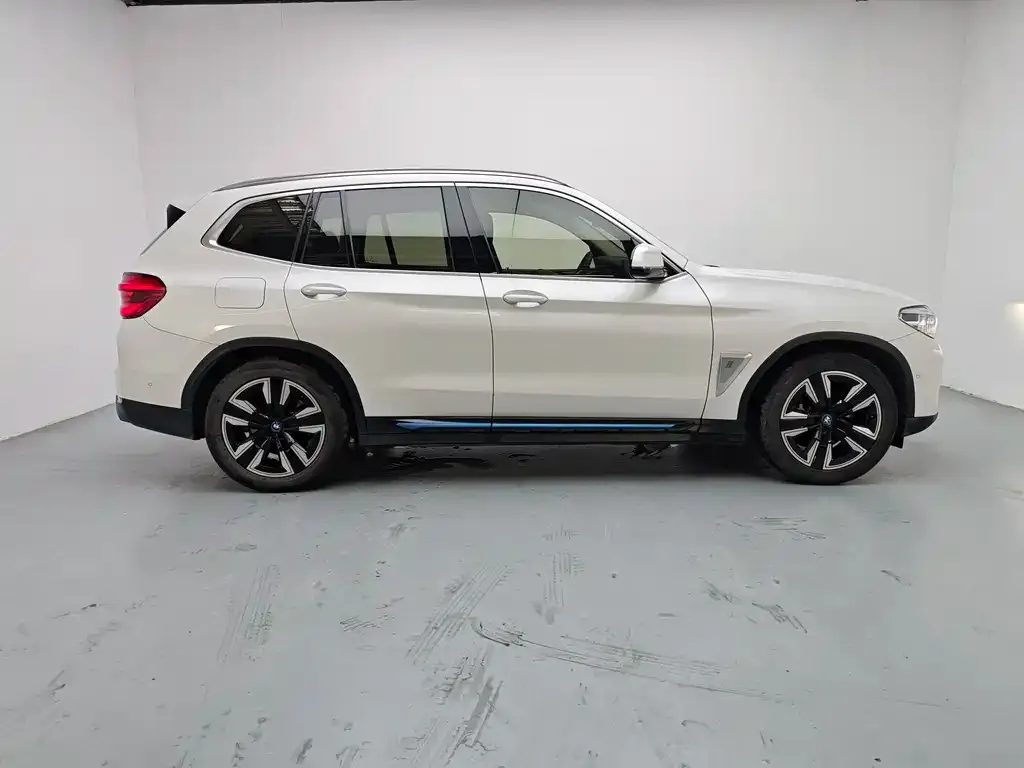 BMW iX3 2021 из CN, фото 7