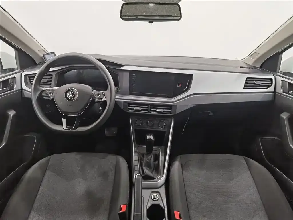 Volkswagen Polo 2024 из CN, фото 9
