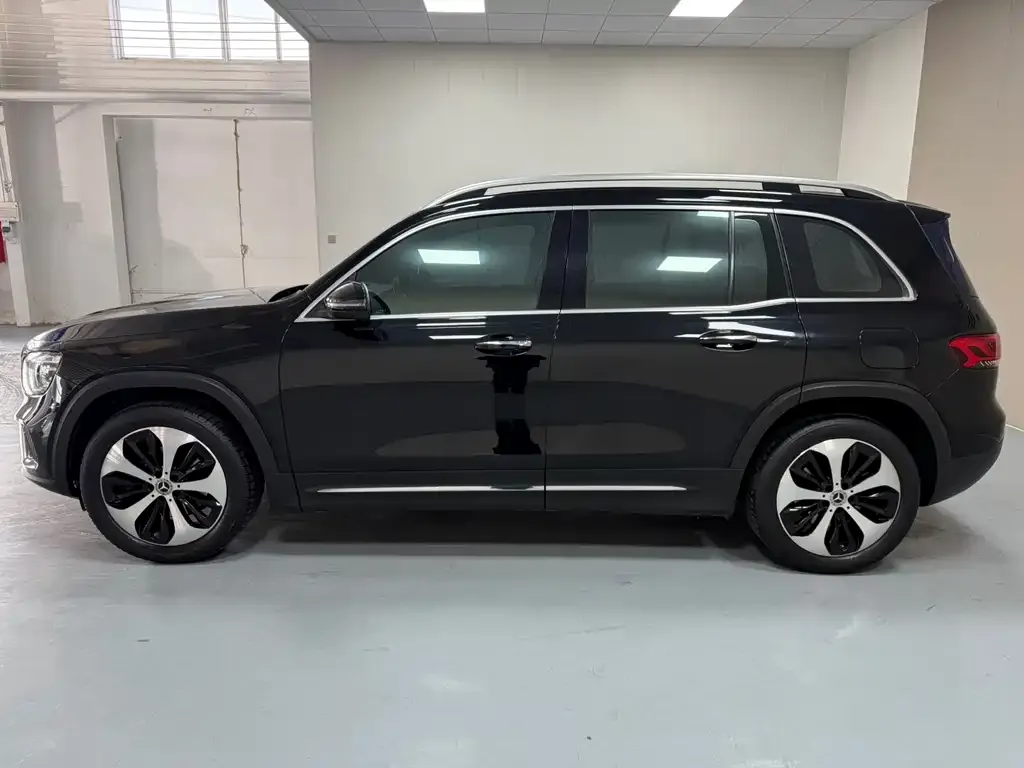 Mercedes-Benz GLB 2021 из CN, фото 8
