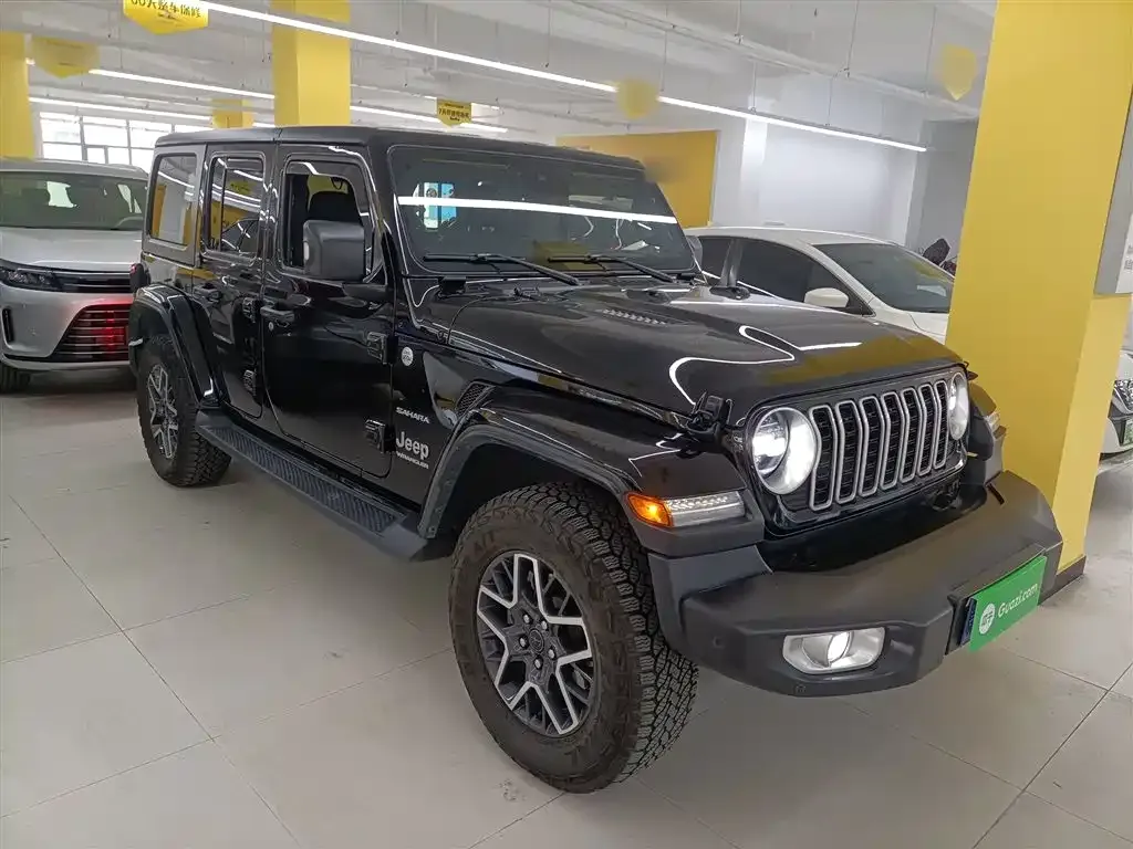 Jeep Wrangler 2024 из CN, фото 7