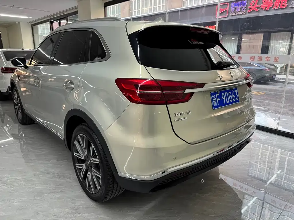 Hongqi HS5 — фото 6