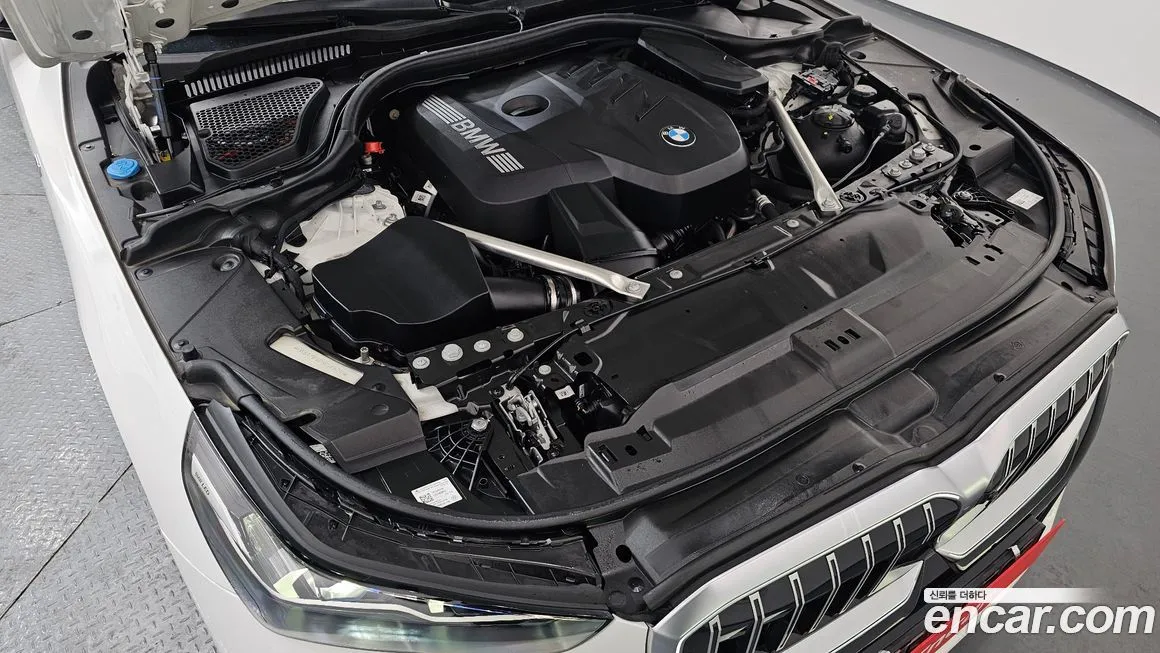 BMW 5-Series 2024 из KR, фото 10