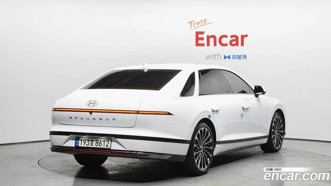 Hyundai Grandeur 2023 из KR, фото 6