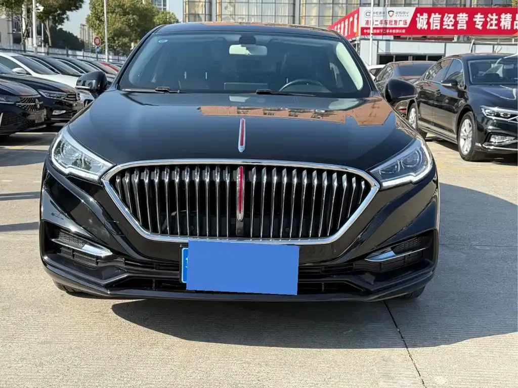 Hongqi H5 — фото 6