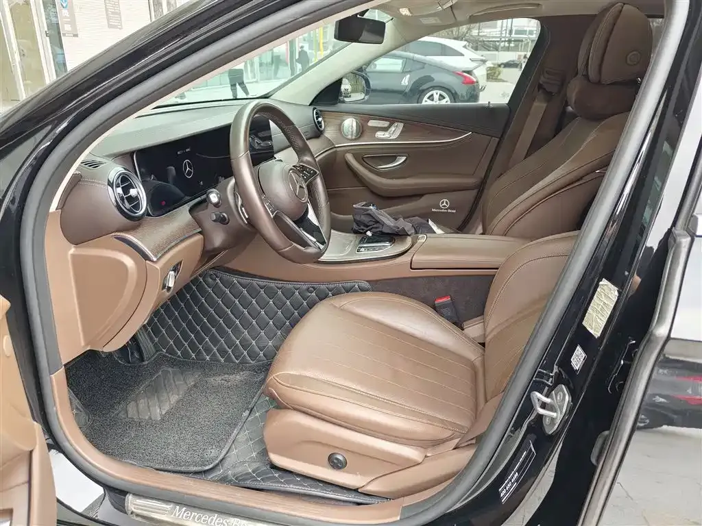 Mercedes-Benz E-Class 2023 из CN, фото 5
