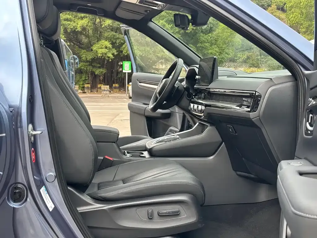 Honda Breeze PHEV 2024 из CN, фото 6