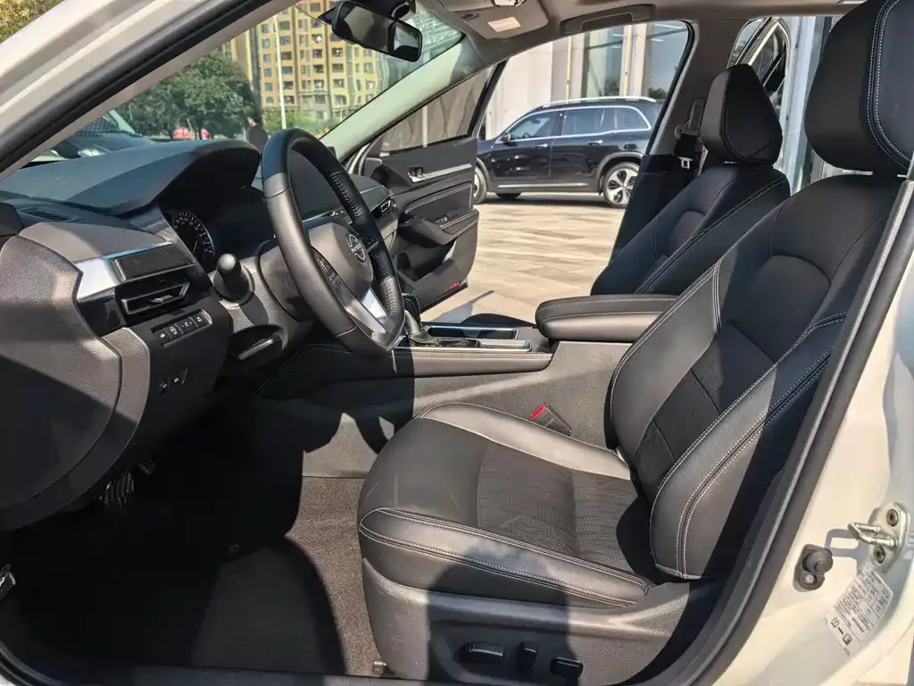 Nissan Teana 2024 из CN, фото 2