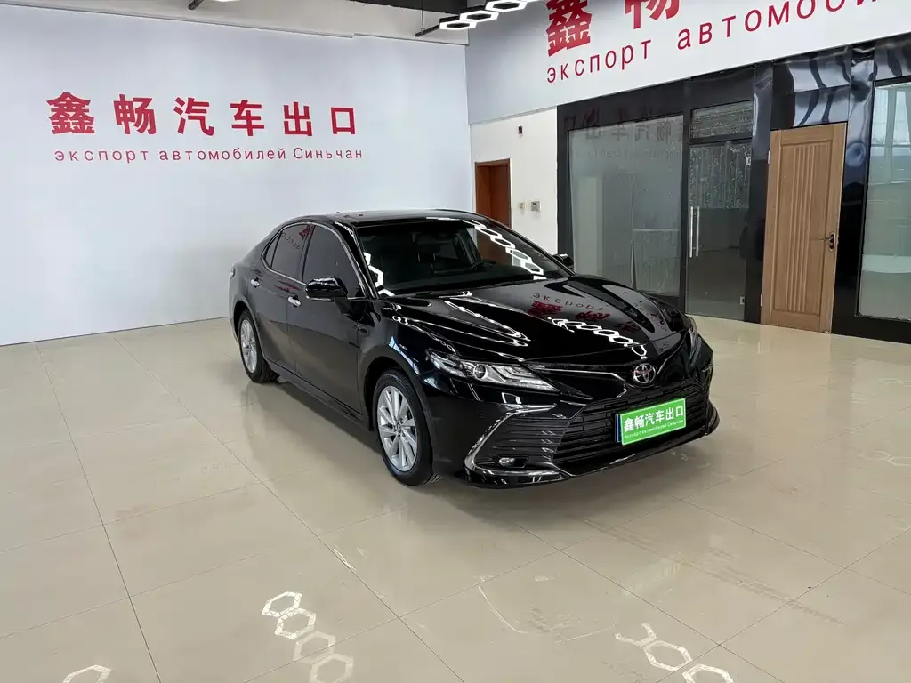 Toyota Camry 2023 из CN, фото 3
