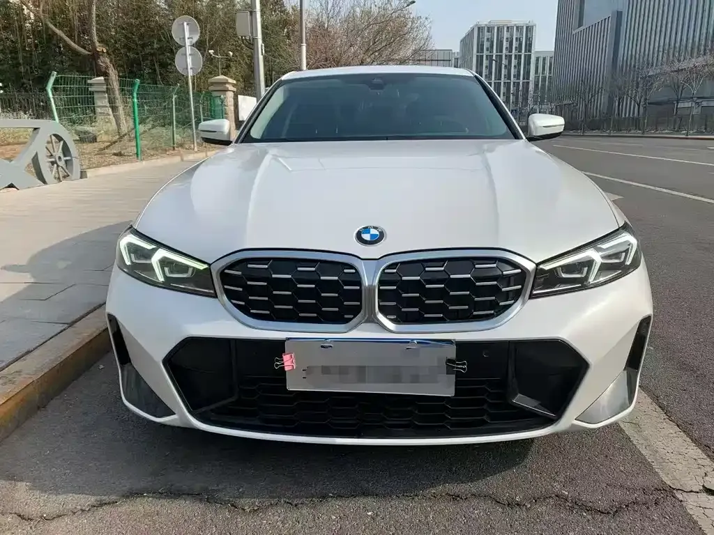 BMW 3 Series 2023 из CN, фото 5