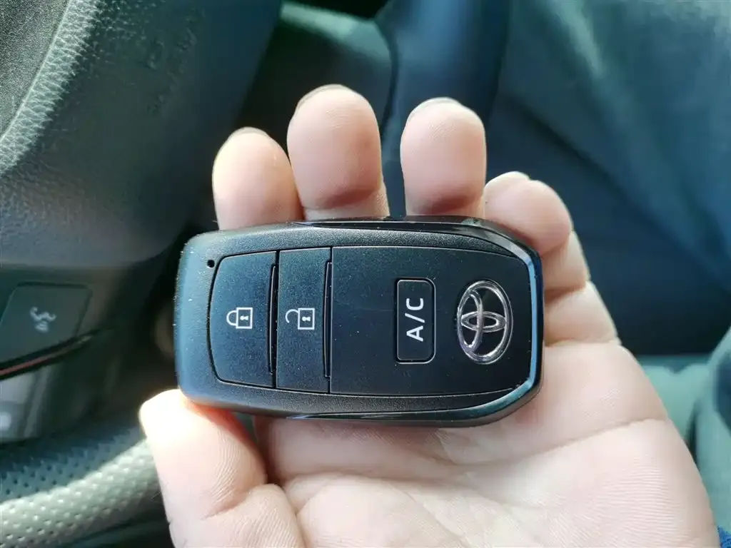 Toyota Platinum 4X 2024 из CN, фото 9