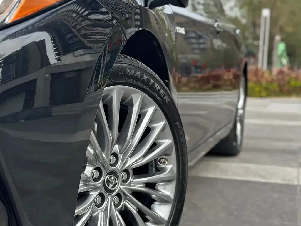 Toyota Avalon 2021 из CN, фото 2