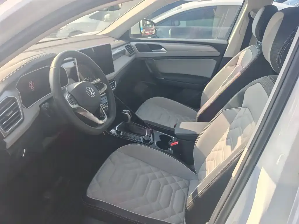 Volkswagen Tayron 2024 из CN, фото 9