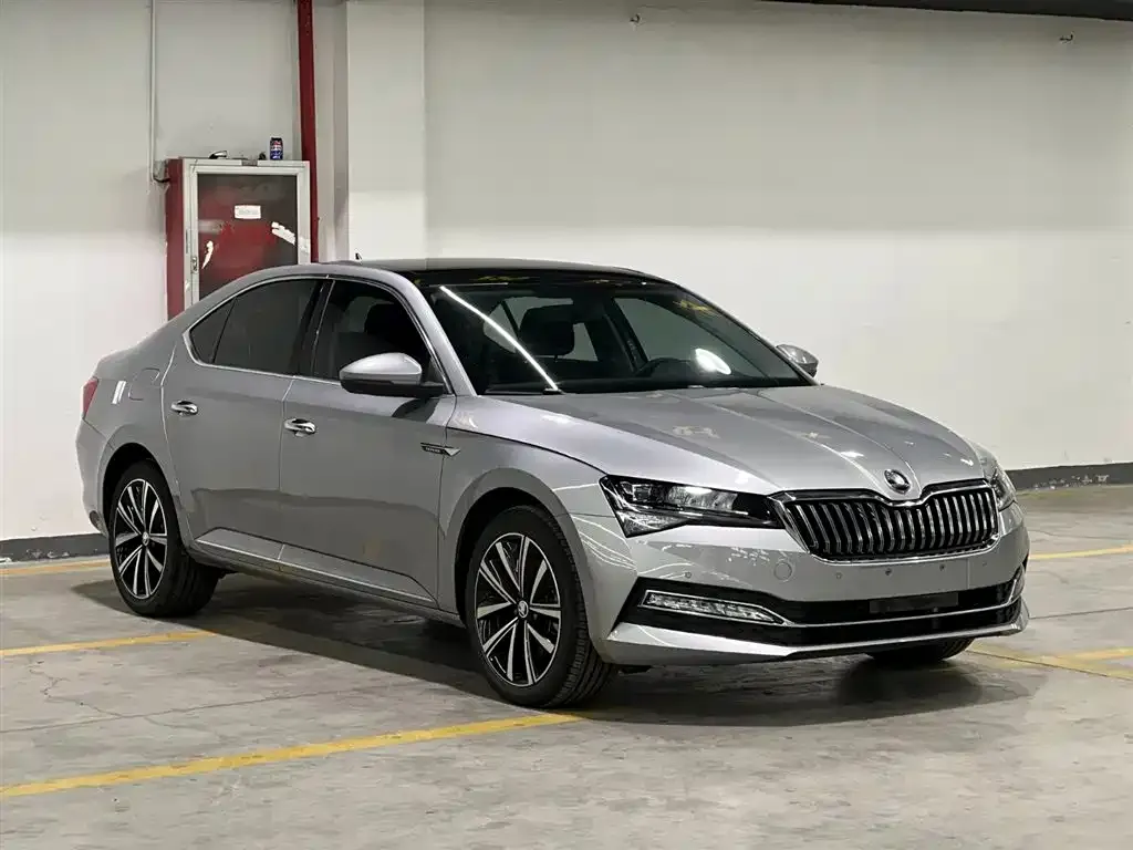 Skoda Superb 2024 из CN, фото 8