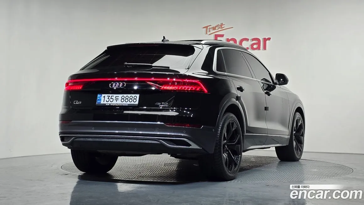 Audi Q8 2023 из KR, фото 3