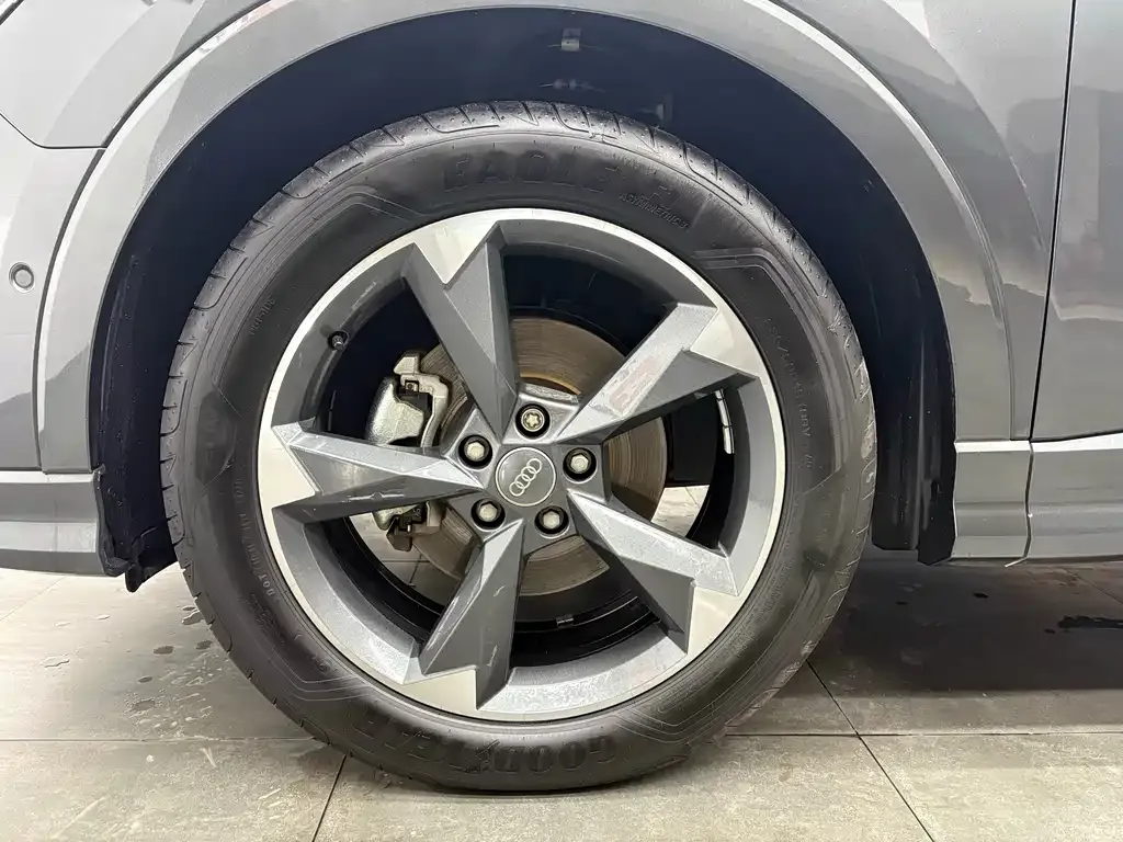 Audi Q3 2021 из CN, фото 9