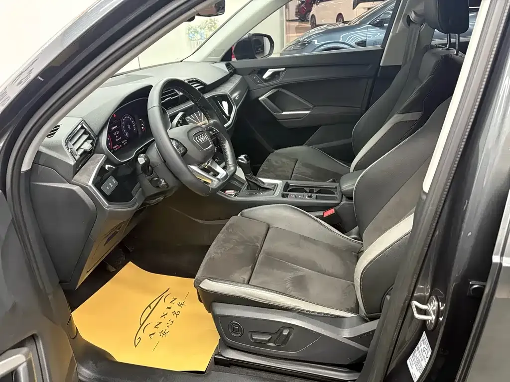 Audi Q3 2021 из CN, фото 4
