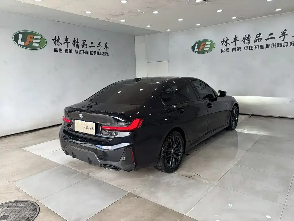 BMW 3 Series 2024 из CN, фото 7