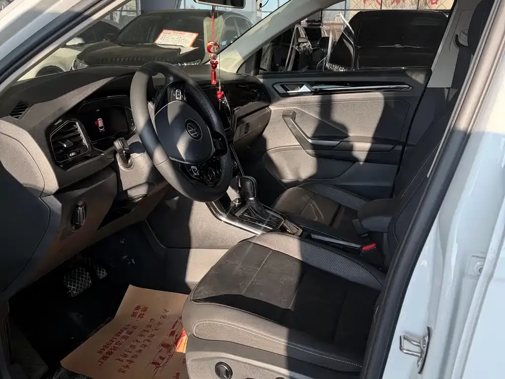 Volkswagen T-Roc 2022 из CN, фото 9