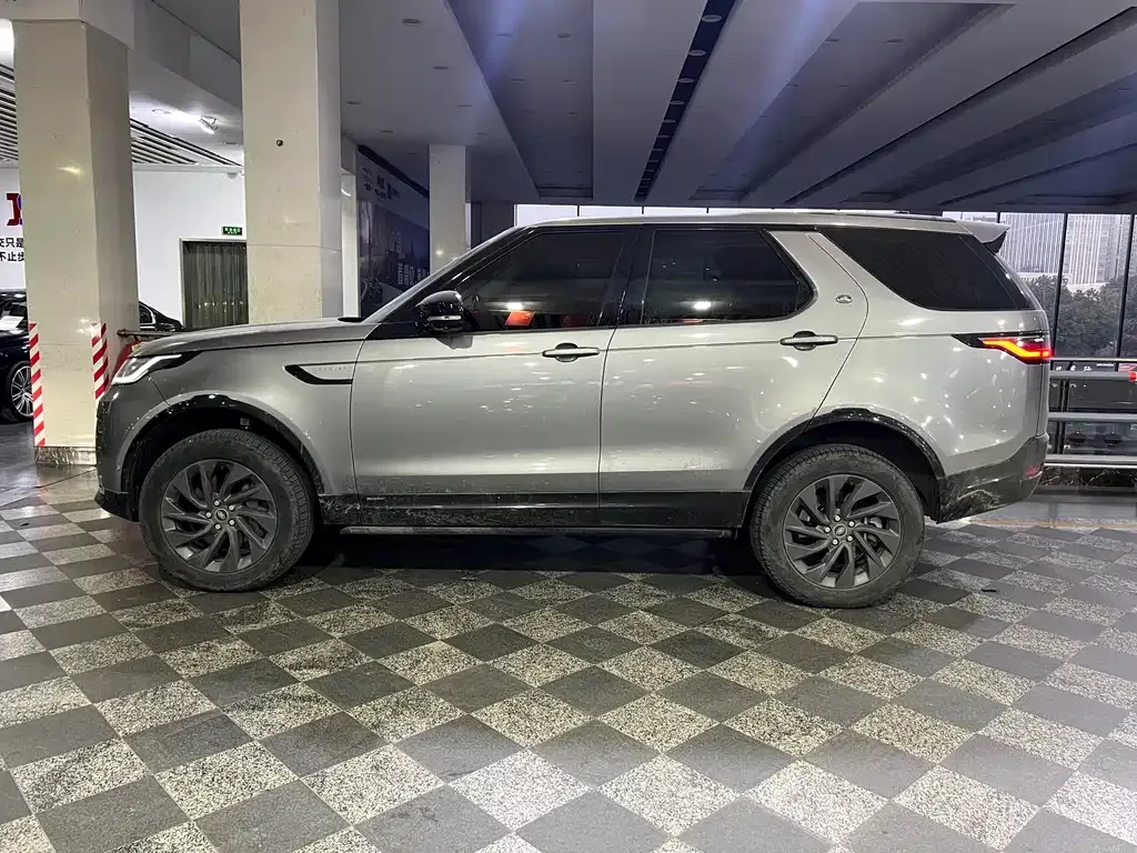 Land Rover Discovery — фото 8