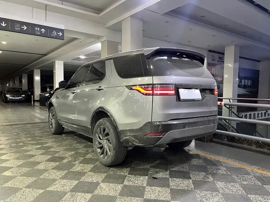 Land Rover Discovery — фото 10