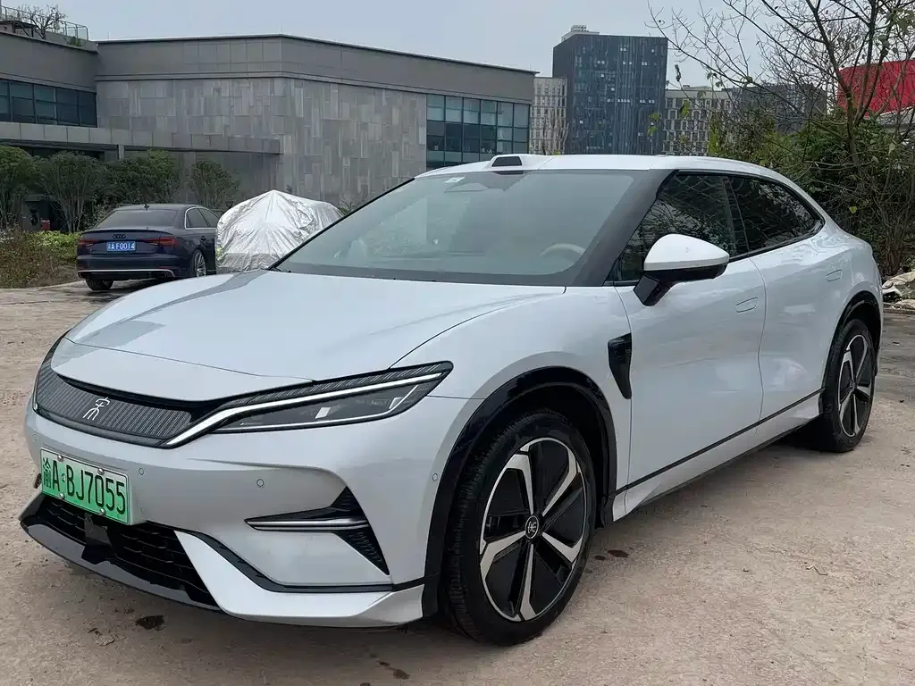 BYD L EV 2025 из CN, фото 1