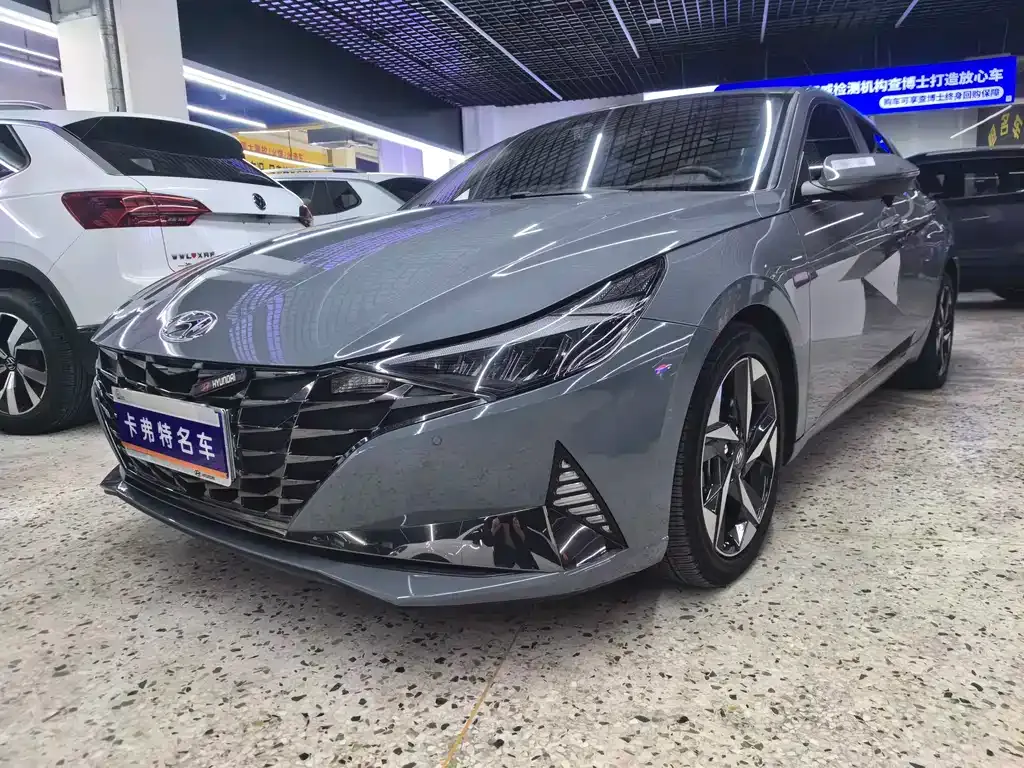 Hyundai Elantra 2022 из CN, фото 1