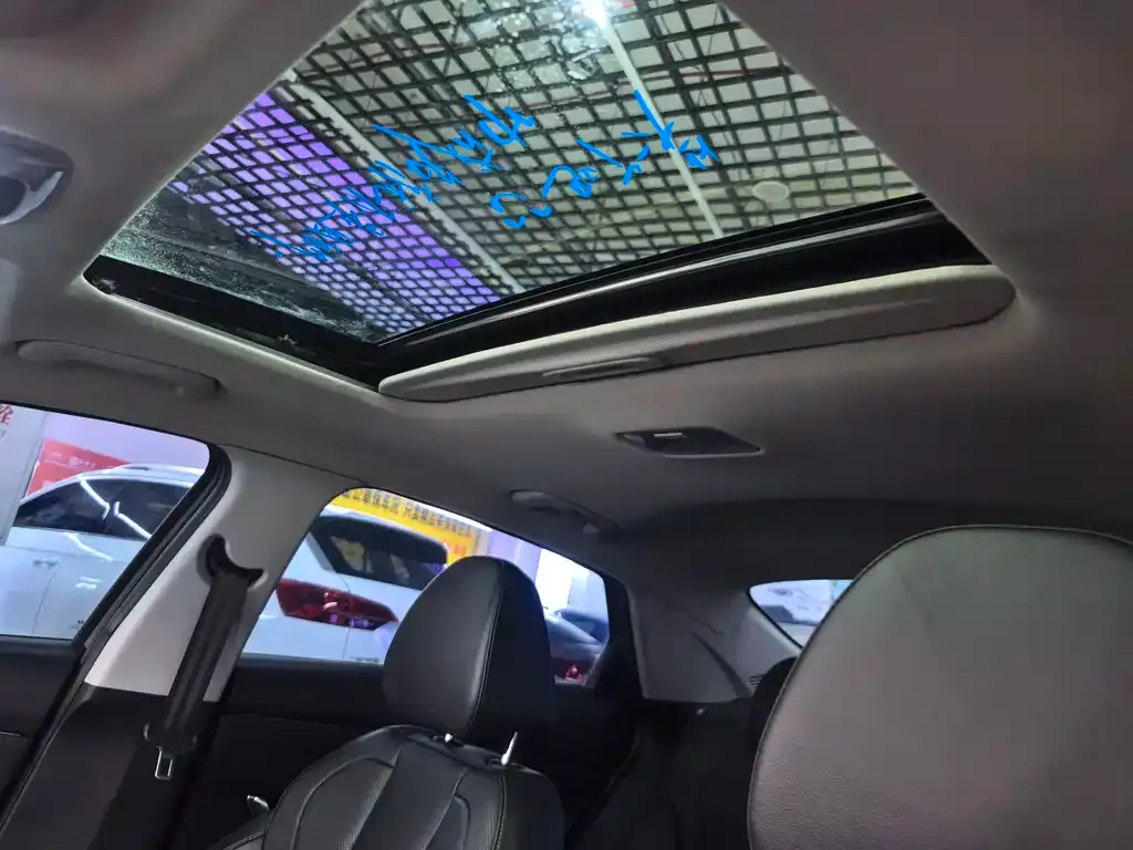 Hyundai Elantra 2022 из CN, фото 3