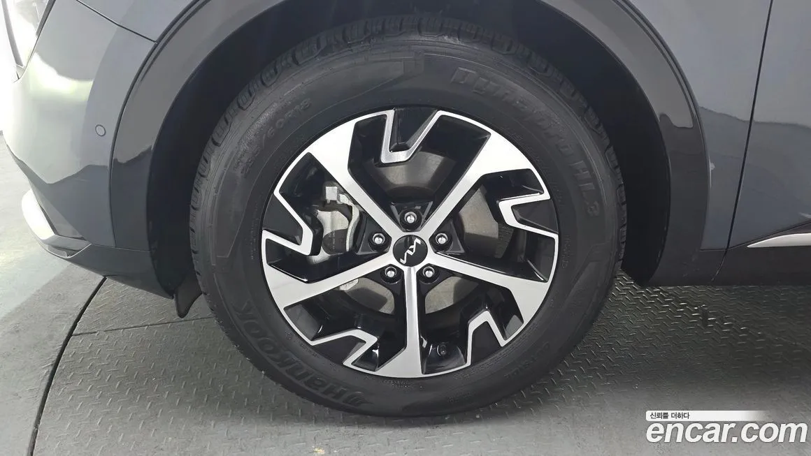 Kia Sportage — фото 8