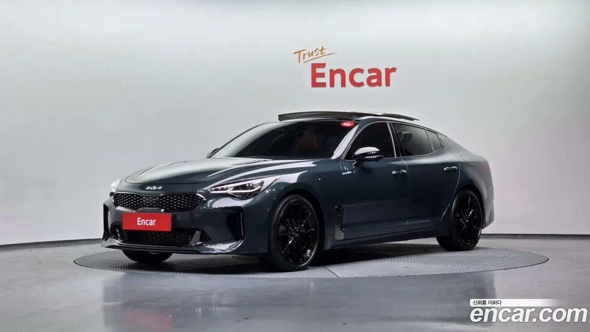 Kia Stinger 2023 из KR, фото 1