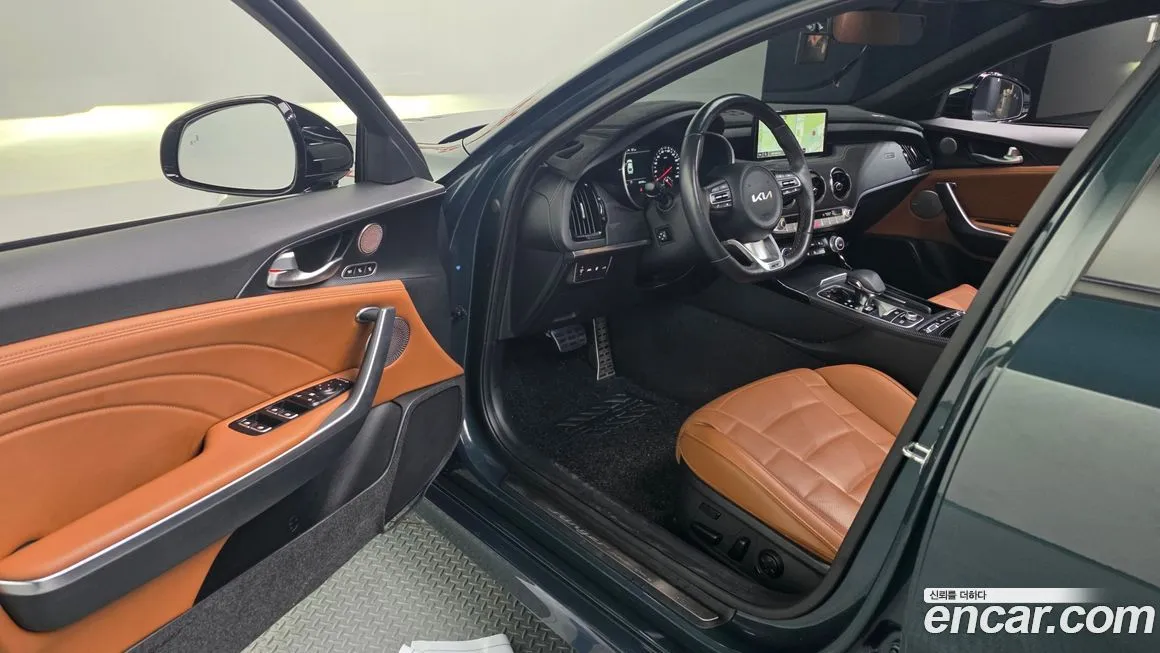 Kia Stinger 2023 из KR, фото 9