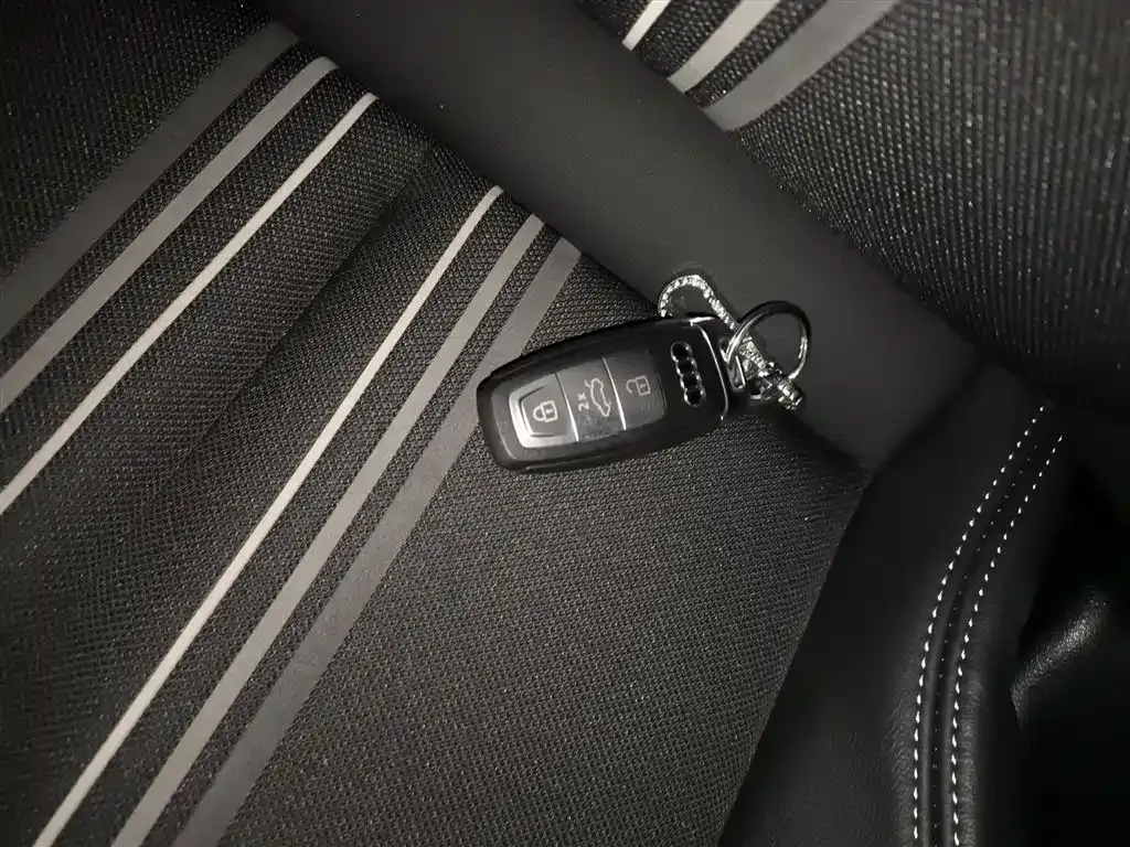 Audi A3 2023 из CN, фото 10