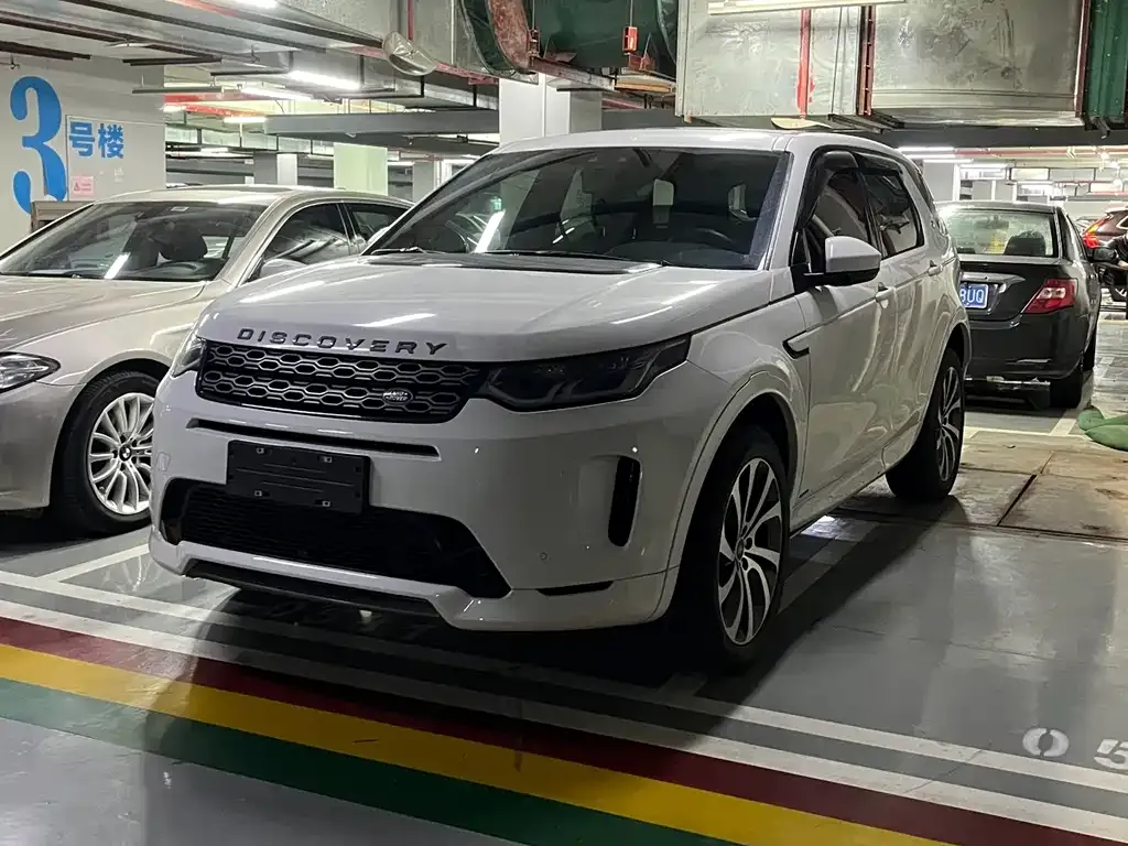 Land Rover Discovery Sport — фото 1