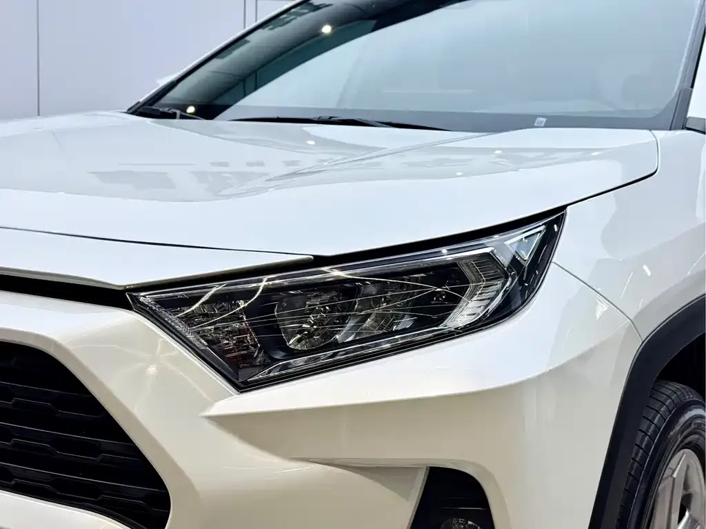 Toyota RAV4 2022 из CN, фото 10