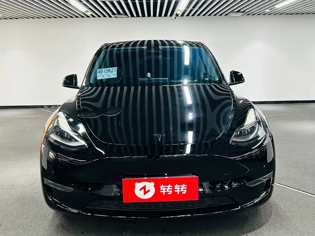 Tesla Model Y — фото 7