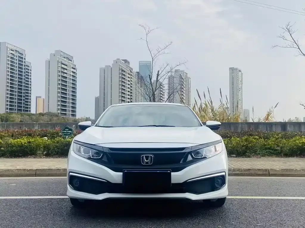 Honda Civic — фото 5