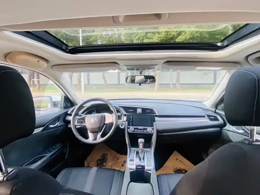 Honda Civic — фото 2