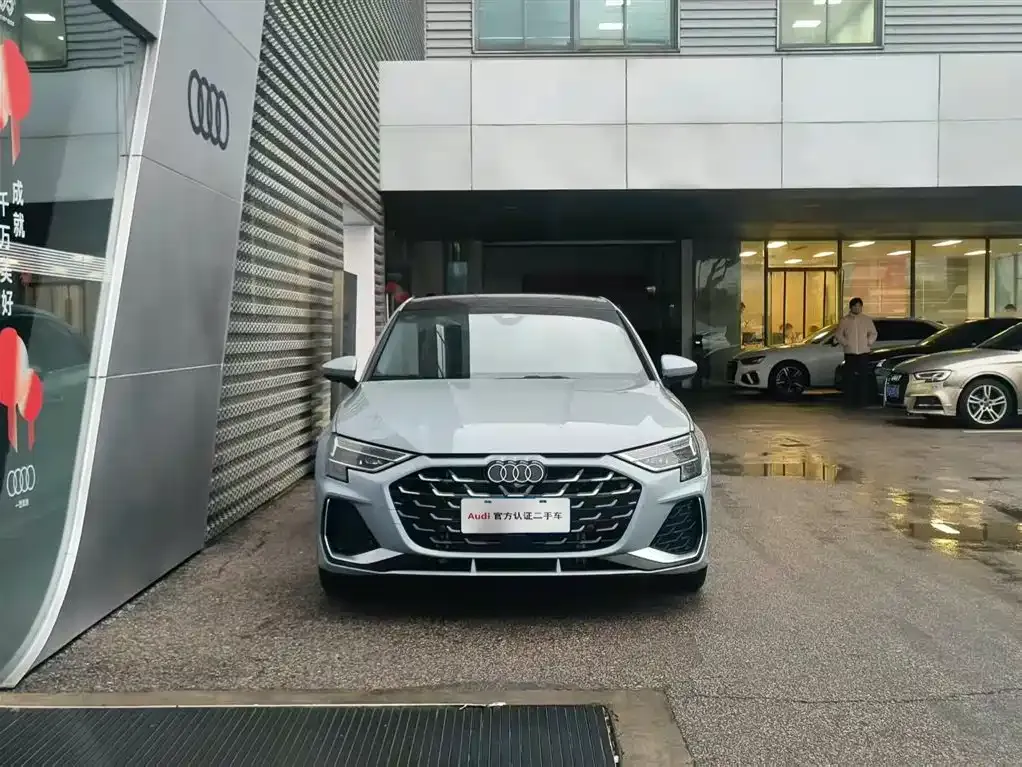 Audi A3 2024 из CN, фото 7