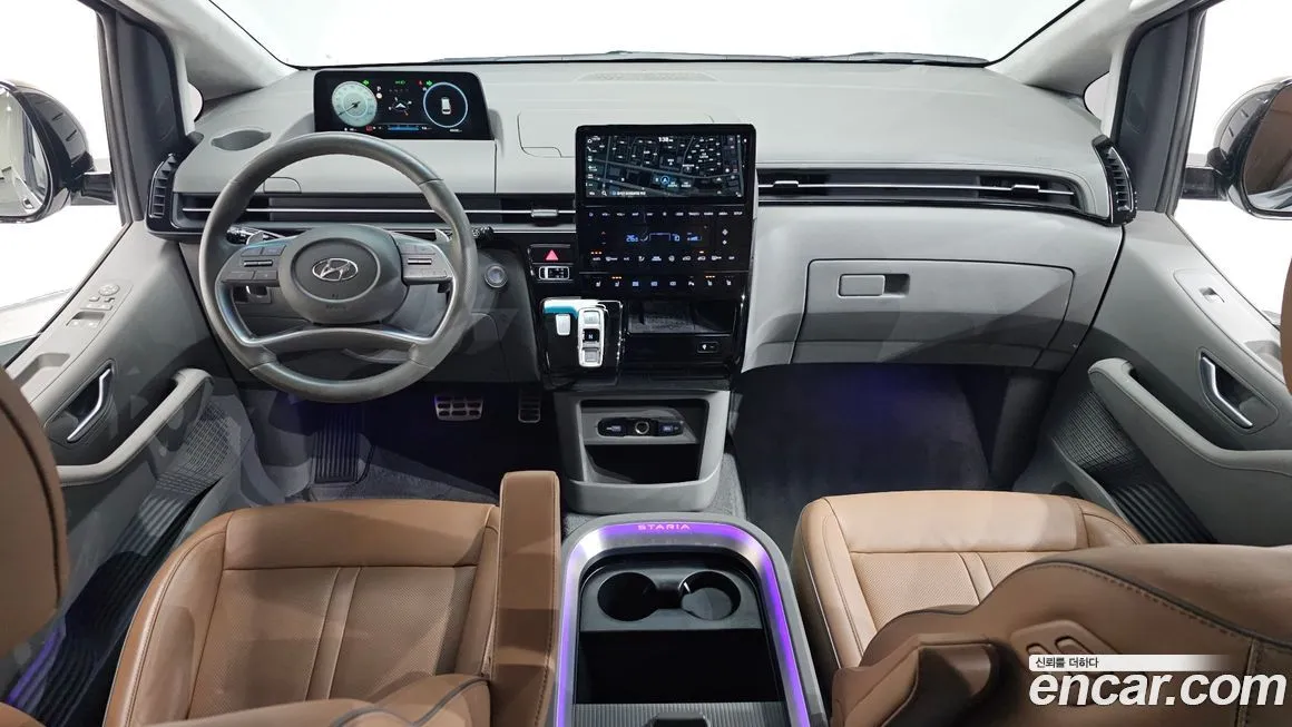 Hyundai Staria — фото 4